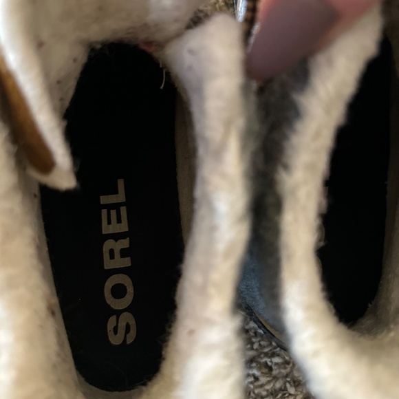Sorel Women’s size 9.5 winter boot - Picture 3 of 3
